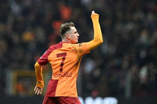 Foto - Taraftar büyük vicdansızlık yapmıştı ama! Kerem Aktürkoğlu açtı ağzını yumdu gözünü...