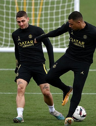 Foto - Taraftara çilek hediyesi! Galatasaray Devler Ligi'ni yıldız transferiyle kutlayacak