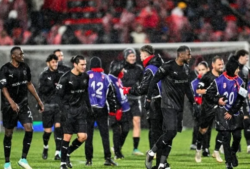 Foto - Taraftara kötü haber engellenecek mi? Apar topar karar alındı: Böylesi daha önce görülmedi…