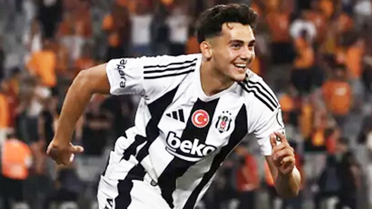 Taraftardan sert sözler geledursun… Solskjaer kafa buluyor: Sen iyi misin Norveçli!