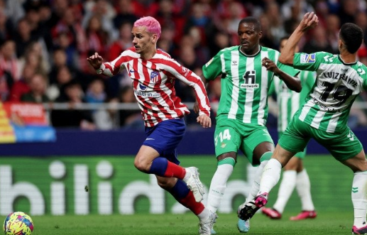 Taraftarlar çok istiyordu! Rakam resmen İspanyollar'dan sızdırıldı… O oyuncudan ne haber gelecek?