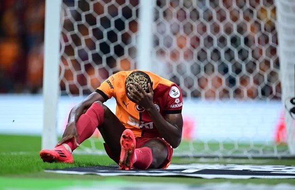 Foto - Taraftarlar kahrolacak! Galatasaray'da Osimhen'in durumu belli oldu