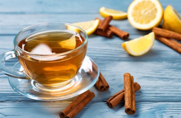 Tarçın çayı ile sıfır göbek yapmanın püf noktası buymuş, detaylara dikkat edin! İşte formülü