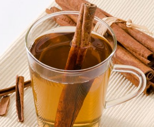 Foto - Tarçın çayı ile sıfır göbek yapmanın püf noktası buymuş, detaylara dikkat edin! İşte formülü