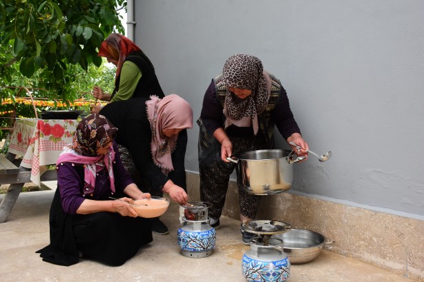 Foto - Tarhana çorbasını içmeden bir daha düşünün! İşte doğal yelten tarhanası...