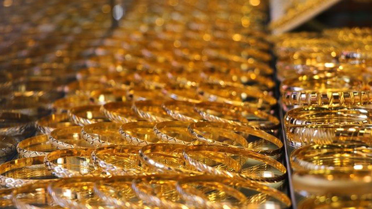 Tarih bile verdi: Gram altın 1100 lira değişecek