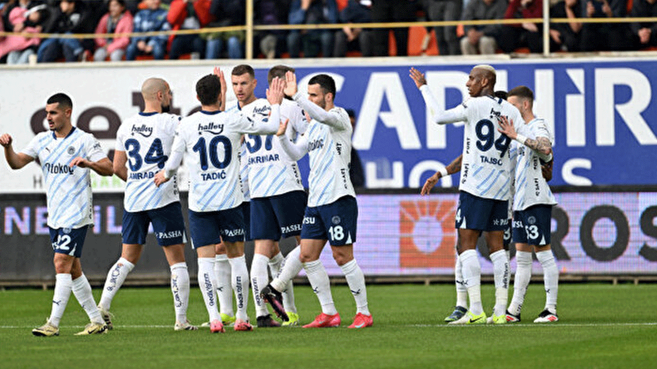 Foto - Tarih Fenerbahçe'yi yazdı! Kimsenin yapmadığını yaptı