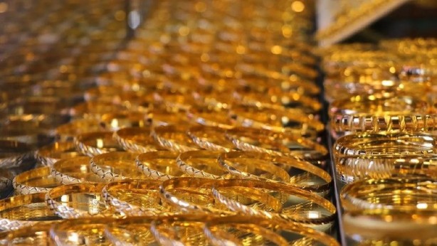 Foto - "Tarih gün geldi çattı" diyen usta isim uyardı: Gram altını olanlar boşuna kaşınmasın, bunu yapsın