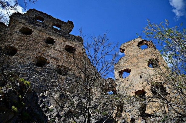 Foto - Tarih kokan bir köşe: Peristera Manastırı