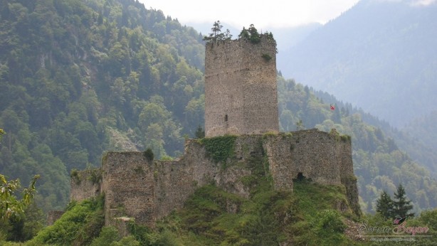 Foto - Tarih kokan bir köşe: Peristera Manastırı