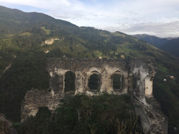 Foto - Tarih kokan bir köşe: Peristera Manastırı