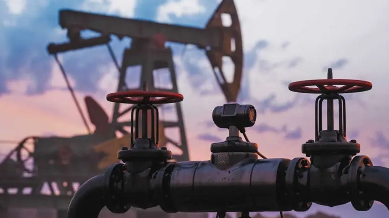 Foto - Tarih verildi... Altında ekim sonu için rakamı veren Ergezen, petrol fiyatları ile ilgili tahminde bulundu