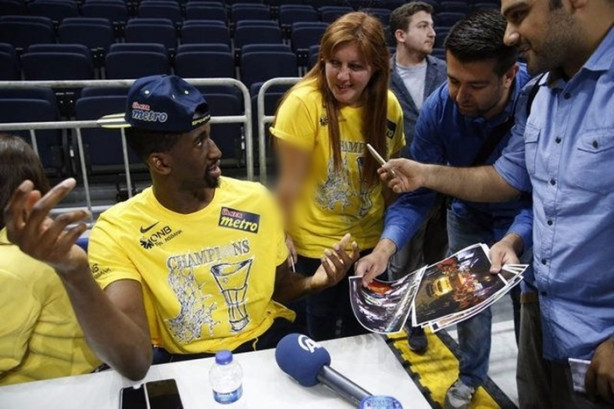 Foto - Tarih yazan Fenerbahçe oyuncuları ne kadar kazanıyor?