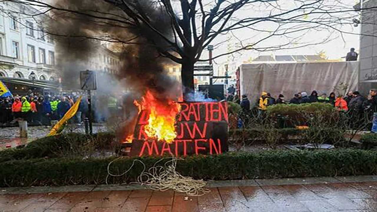 Foto - Tarihçi Adem Taflan Akit’e konuştu: Avrupa’daki olayların altında ne yatıyor?