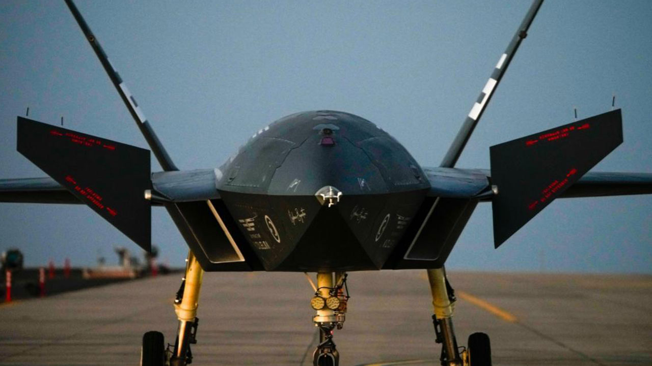 Foto - Tarihçi Erhan Afyoncu Türkiye için F-35'leri işaret ederek duyurdu: Kullanamıyorsunuz zaten