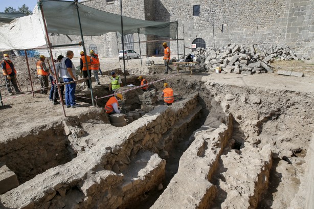 Foto - Tarihçiler dikkat! Diyarbakır için duyuru yapıldı! Sebebi ise... O bölgeden tarih fışkıracak...
