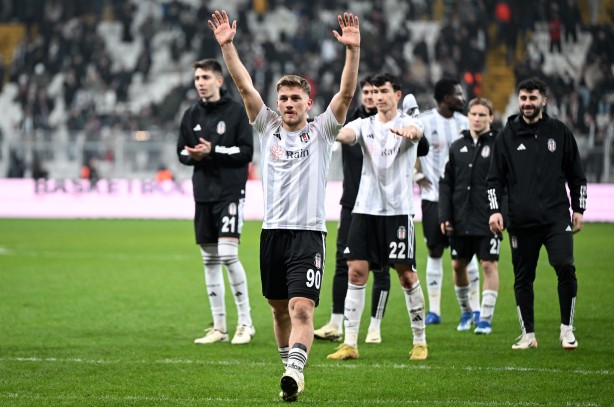 Foto - Tarihe geçti! Tam adrese golleriyle... Keşke bu sefer gelmeseler! Dünyanın en büyük kulüpleri daha gelecek