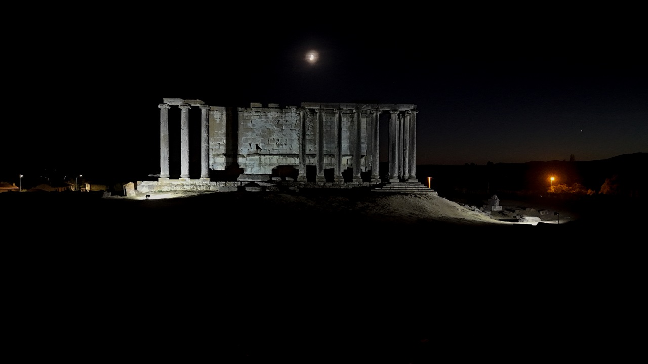 Foto - Tarihe ışınlanmanızı sağlayacak yer: Aizanoi Antik Kenti