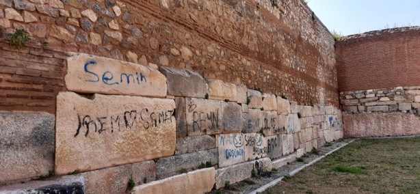 Foto - Tarihe saygısızlık, 'kumlama' yöntemiyle siliniyor!