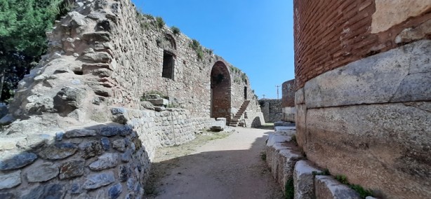 Foto - Tarihe saygısızlık, 'kumlama' yöntemiyle siliniyor!