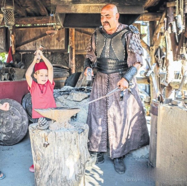 Foto - Tarihe tanıklık edeceksiniz! Bozdağ Film’den bomba Kuruluş Osman hamlesi