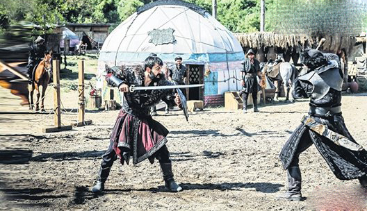 Tarihe tanıklık edeceksiniz! Bozdağ Film’den bomba Kuruluş Osman hamlesi