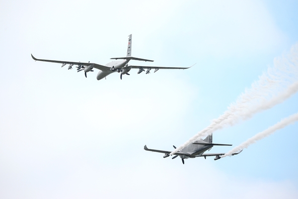 Foto - Tarihi anlar! Selçuk Bayraktar HÜRKUŞ ile uçtu