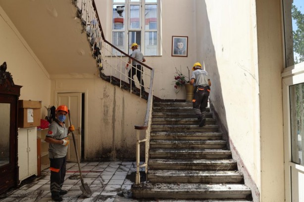 Foto - Tarihi Balıklı Rum Hastanesi'nden 97 Ton moloz çıktı