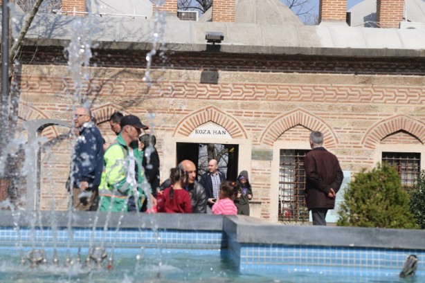 Foto - Tarihi bir çarşı: Koza Han