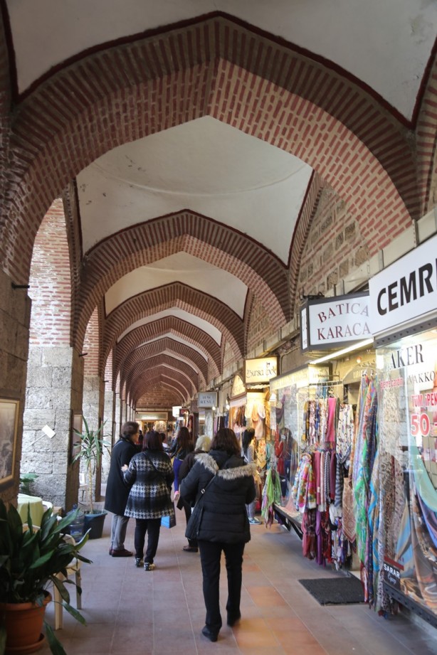 Foto - Tarihi bir çarşı: Koza Han
