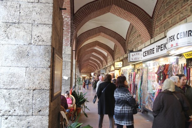 Foto - Tarihi bir çarşı: Koza Han