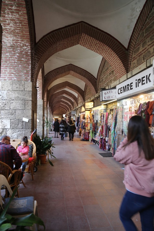 Foto - Tarihi bir çarşı: Koza Han