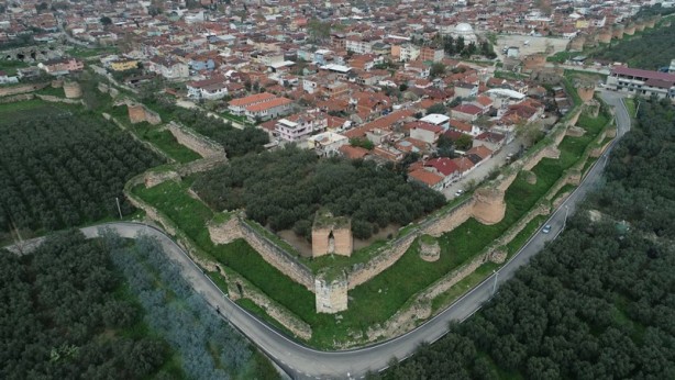 Foto - Tarihi bir yapı: İznik Surları