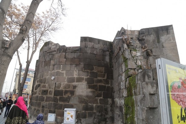 Foto - Tarihi bir yapı: Kayseri Ok Burcu