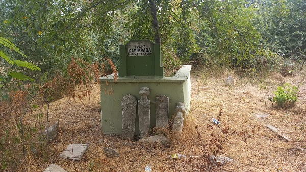 Foto - Tarihi cami yerinde restore edilecek