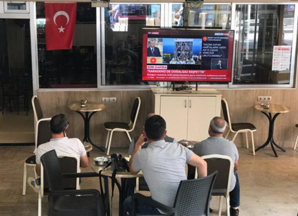 Foto - Tarihi doğalgaz gelişmesi sonrası Türkiye ekran başına kilitlendi! Dikkat çeken anlar