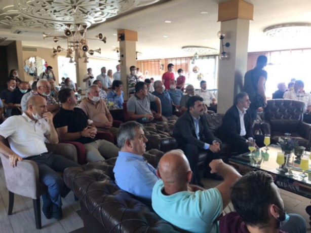 Foto - Tarihi doğalgaz gelişmesi sonrası Türkiye ekran başına kilitlendi! Dikkat çeken anlar