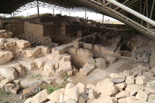 Foto - Tarihi dokusuyla görenleri büyülüyor: Antep Kalesi