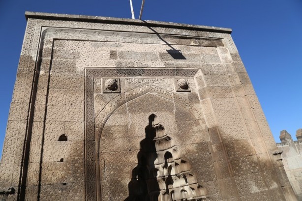 Foto - Tarihi dokusuyla görenleri büyülüyor: Zinciriye Medresesi - Aksaray