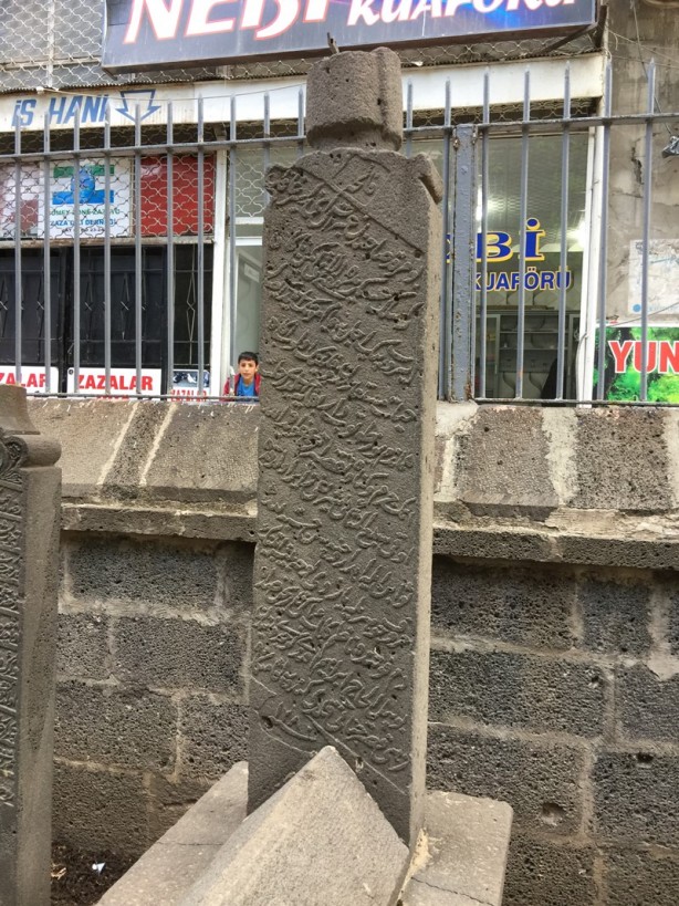 Foto - Tarihi dokusuyla Nebi (Peygamber) Camii