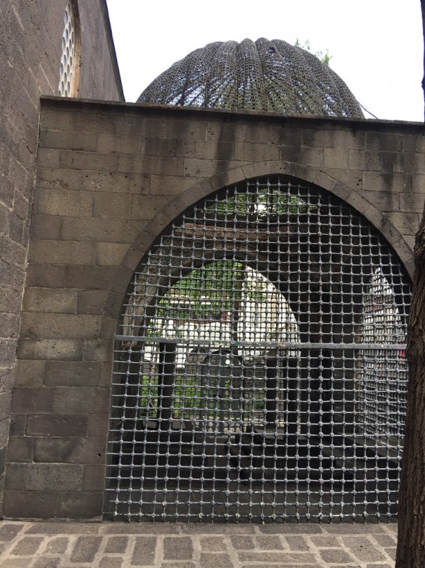 Foto - Tarihi dokusuyla Nebi (Peygamber) Camii