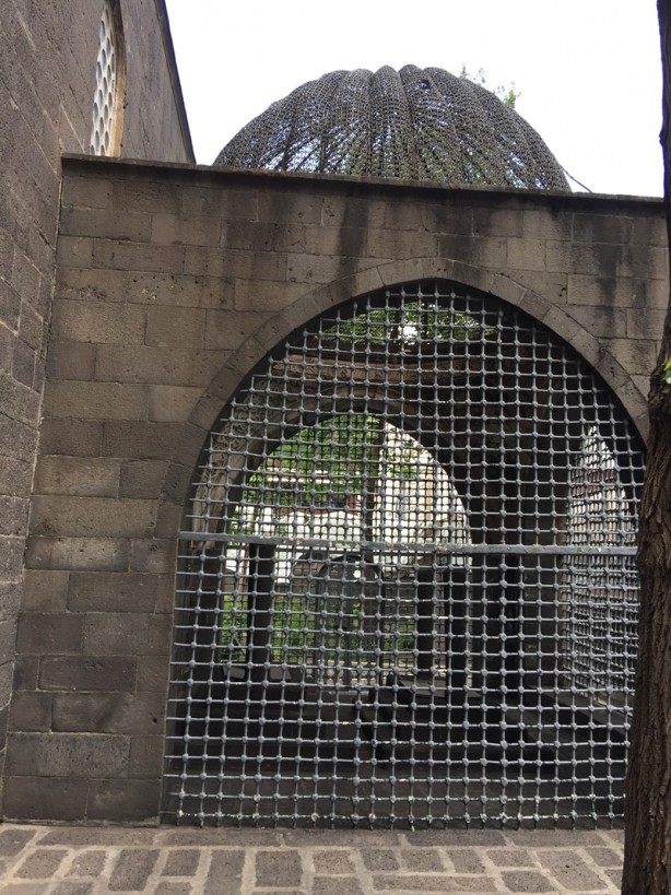 Foto - Tarihi dokusuyla Nebi (Peygamber) Camii