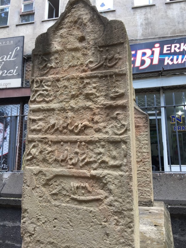 Foto - Tarihi dokusuyla Nebi (Peygamber) Camii