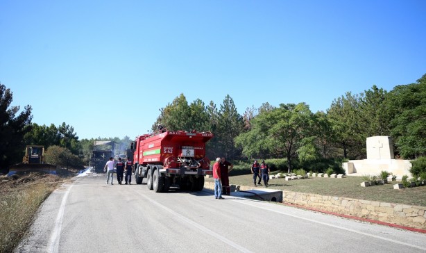 Foto - Tarihi Gelibolu Yarımadası'nda çıkan orman yangını kontrol altına alındı