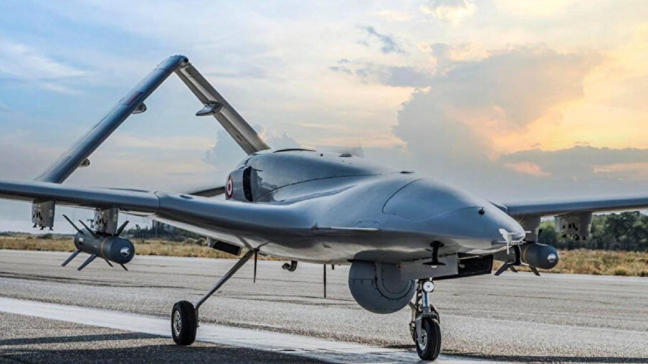 Foto - Tarihi gelişme! İsrail 'bizden alacaklar' diye beklerken, TB2 SİHA almak için Türkiye'ye geldiler