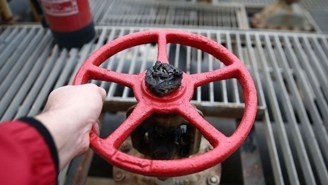 Foto - Tarihi gelişme! Türkiye'ye oluk oluk doğalgaz akacak