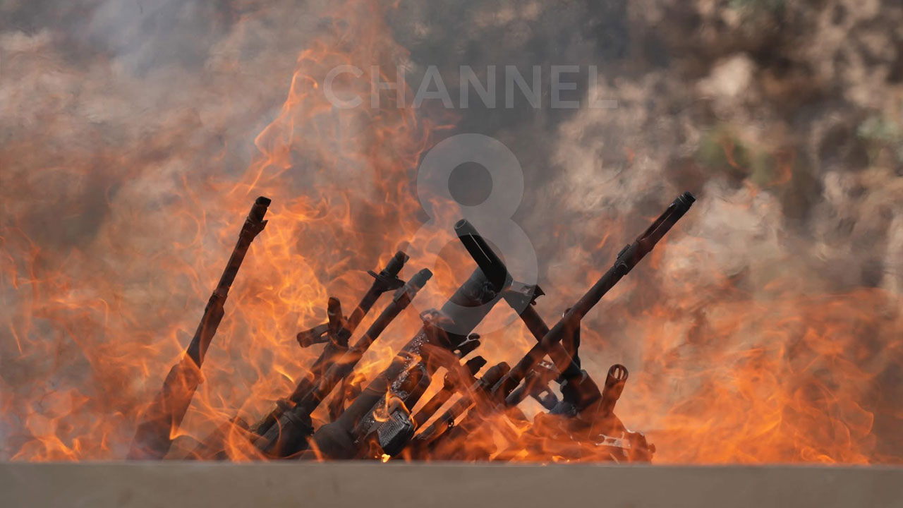 Foto - Tarihi gün! PKK silahları yaktı... İlk görüntüler geldi