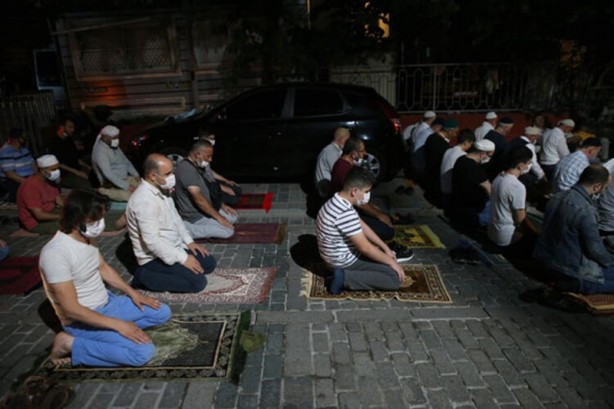 Foto - Tarihi gün! Vatandaşlar Ayasofya'ya akın etti 