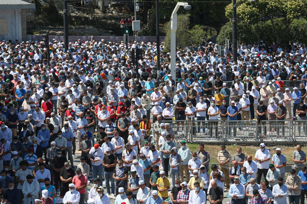 Foto - Tarihi günde tarihi anlar! Dünya, Ayasofya'daki bu görüntüleri konuşuyor