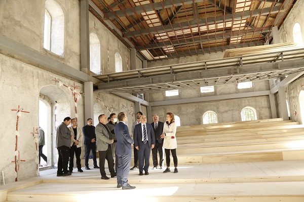 Foto - Tarihi kışla ayağa kaldırılıyor